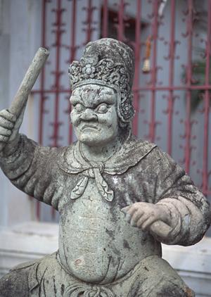 世界各地への豪華クルーズに出かけてみませんか