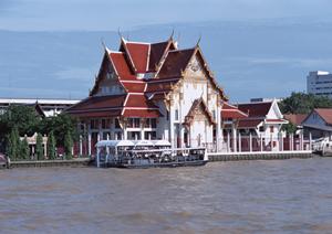 奈良県王寺駅南口から徒歩5分！快適な宿泊を提供する東横INN奈良王寺駅南口の魅力と詳細情報