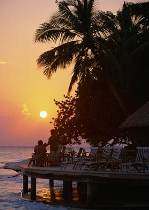 鹿児島中央駅徒歩2分の快適ビジネスホテル【東横INN鹿児島中央駅東口】の魅力と詳細情報